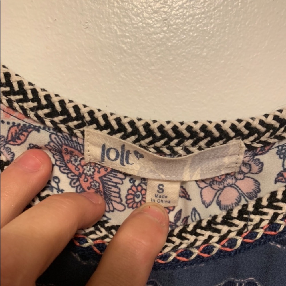 Blue top - Picture 2 of 3